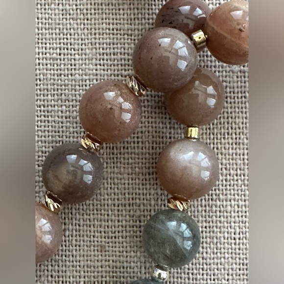 24 inch Mixed bead necklace NWOT - Picture 10 of 14